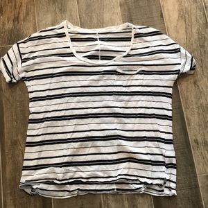Old navy T-shirt